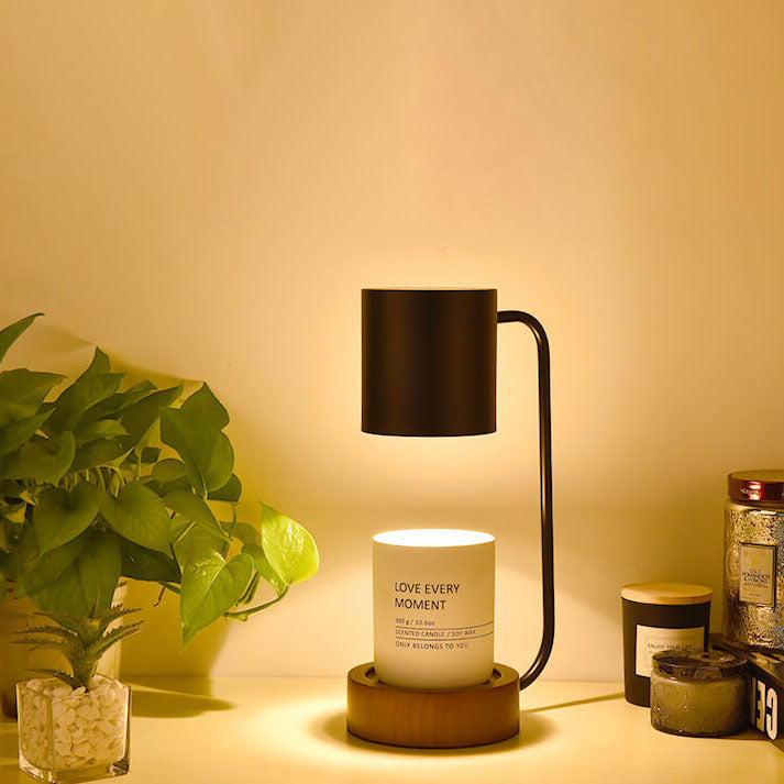 Japanisch-minimalistische Tischlampe aus Holz und Metall mit Kerzenwärmer
