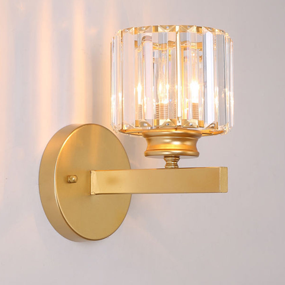 Moderne Wandleuchte aus Eisen mit facettiertem Kristallpaneel