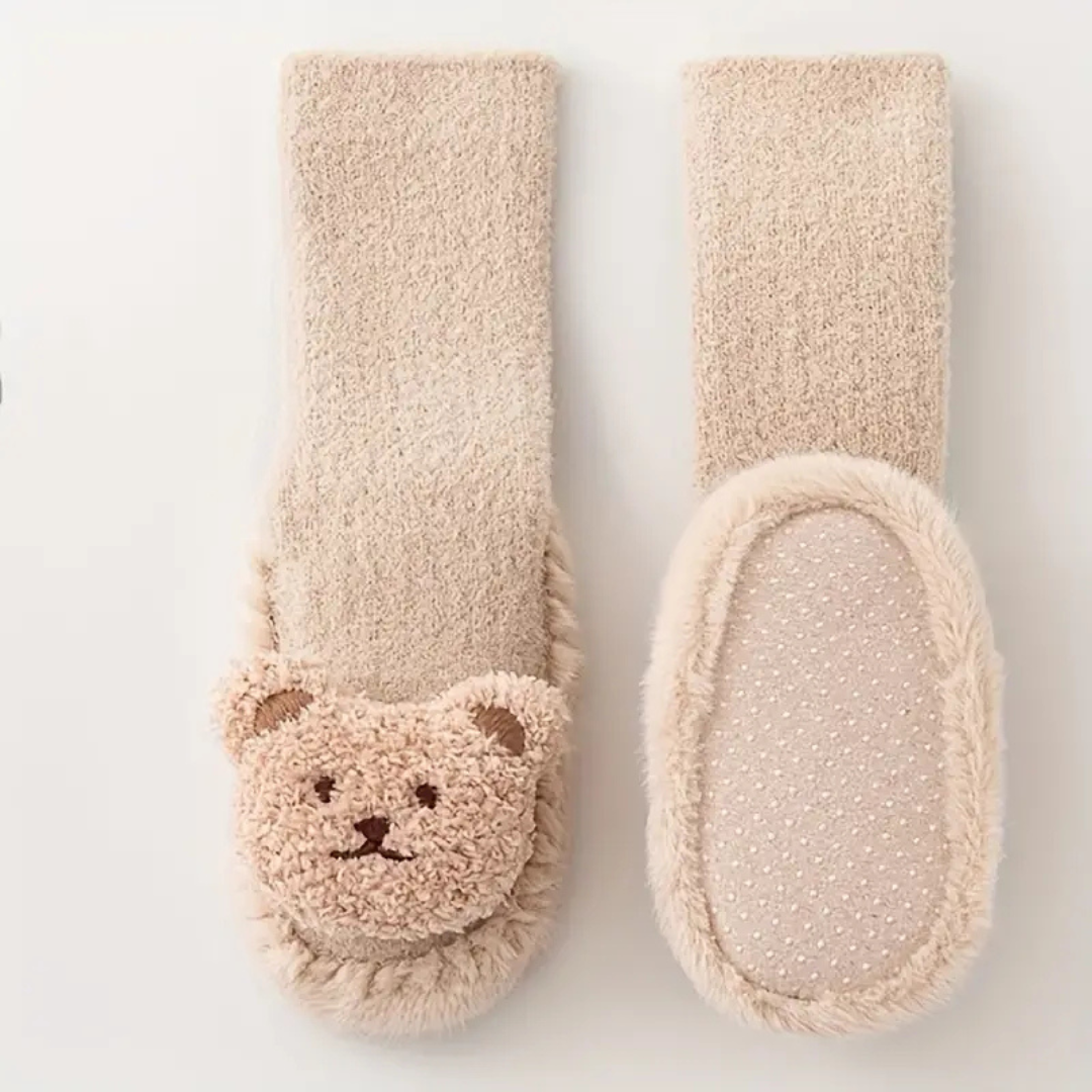 Bløde plyssokker til børn med bjørnedesign og slip-on-pasform