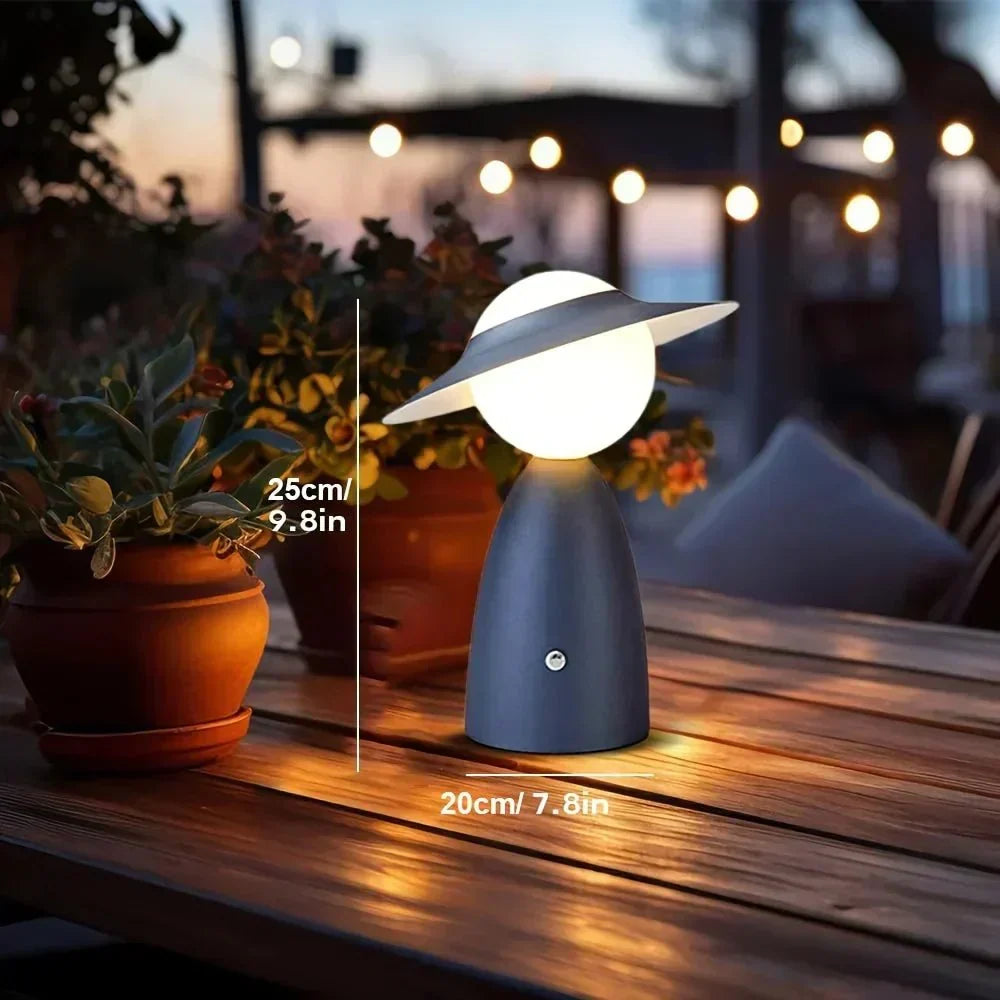 Skulpturale minimalistische Tischlampe mit Touch-Steuerung, kabellosem Laden und Akku
