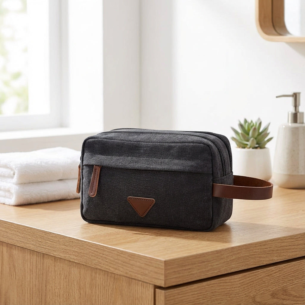 Wasserdichte Kulturbeuteltasche aus Canvas mit zwei Fächern und Kunstledergriff