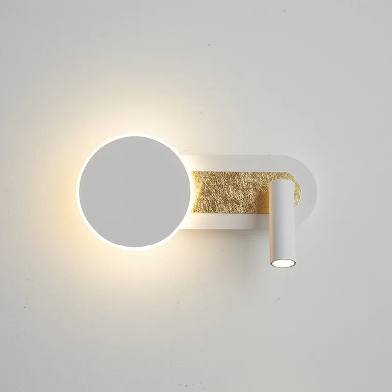 Nordisch-minimalistische Wandleuchte mit kreisförmigem Ring und zwei Lichtkegeln