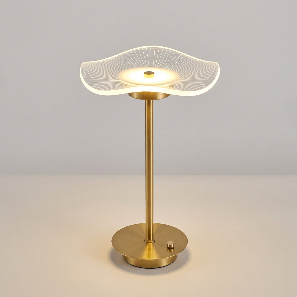 Skulpturel minimalistisk dæmpbar bordlampe i jern