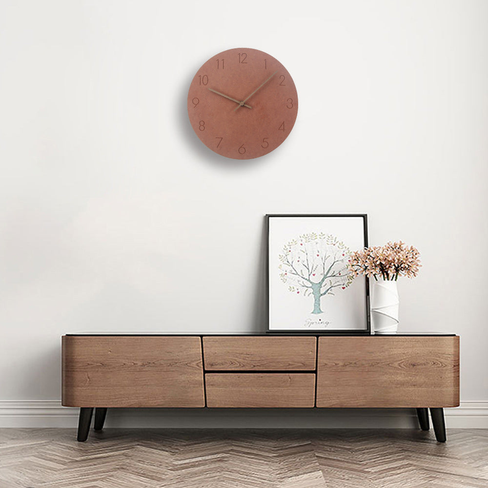 Minimalistische skandinavische runde Holzwanduhr mit geräuschlosem Uhrwerk