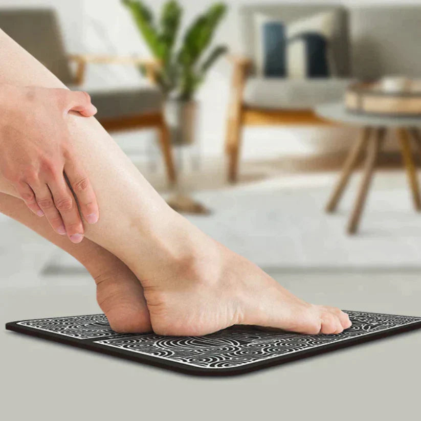 Tragbares Fußmassagegerät mit neuromuskulärer elektrischer Stimulation und mehreren Modi