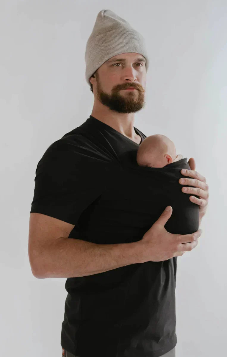 Ergonomisk justerbar blød og åndbar babyvikle som T-shirt