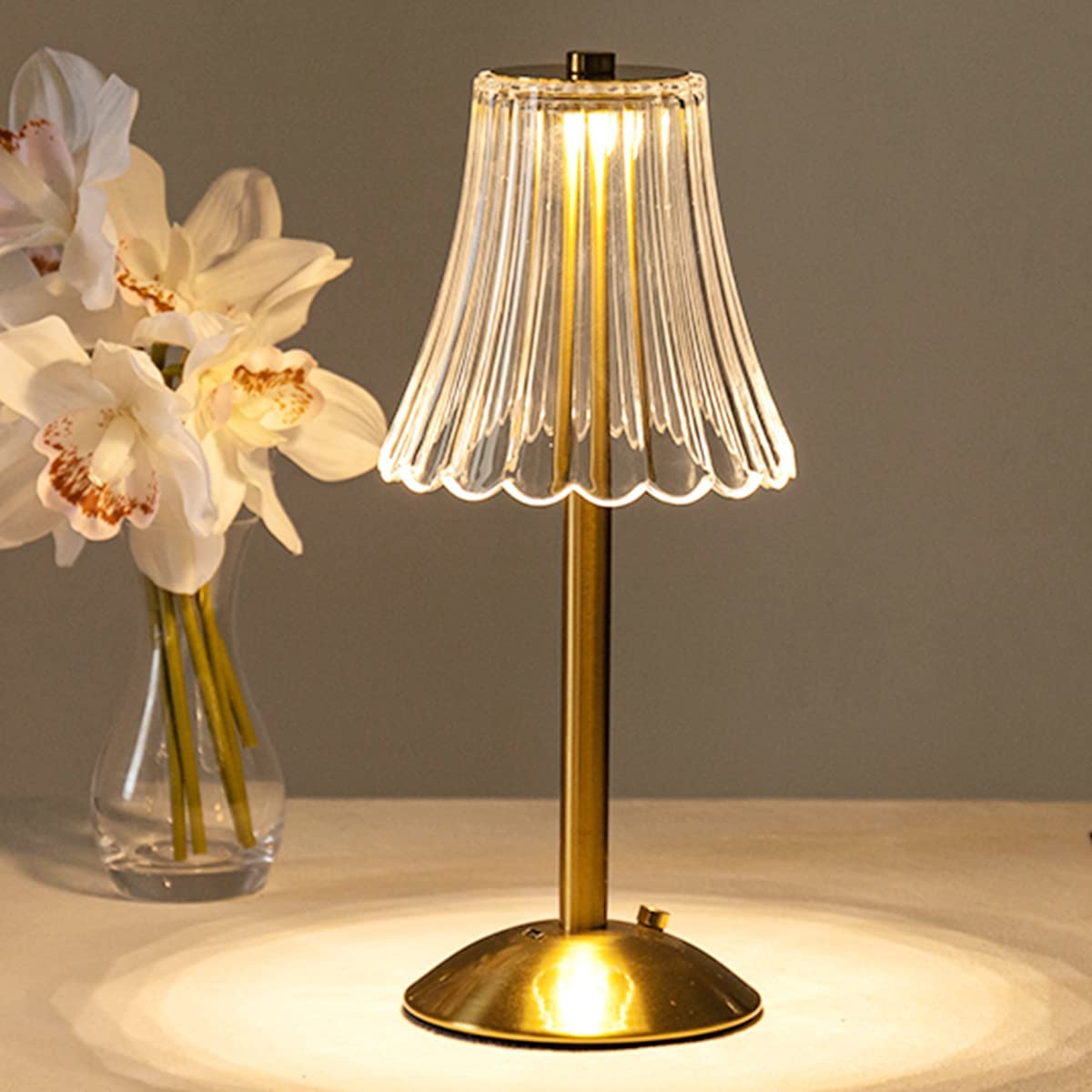 Retro genopladelig bordlampe med krystalskærm, børstet aluminium og touchbetjening