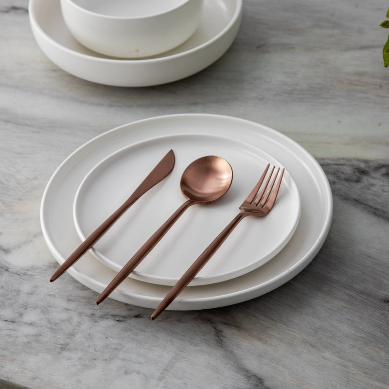 Elegant, minimalistisk og moderne bestiksæt i rustfrit stål
