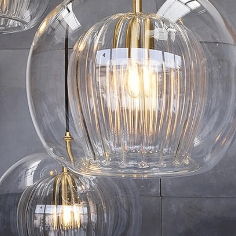 Elegante moderne Pendelleuchte aus Aluminium und Glas mit verstellbarer Länge