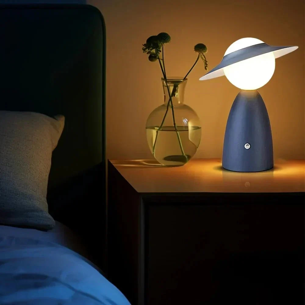 Skulpturale minimalistische Tischlampe mit Touch-Steuerung, kabellosem Laden und Akku