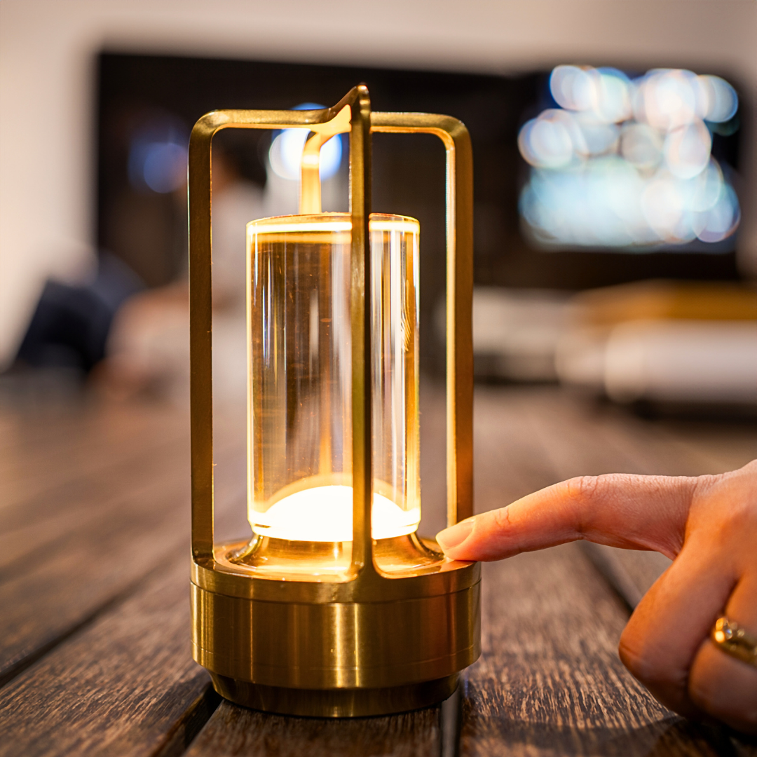 Kabellose wiederaufladbare Tischlampe in Kristallzylinderform mit Touch-Dimmer