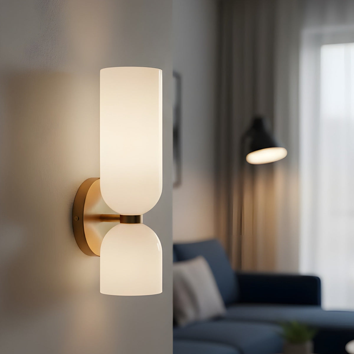 Skulpturale runde Wandleuchte mit zwei Glaszylindern, Diffusor und rundem Sockel