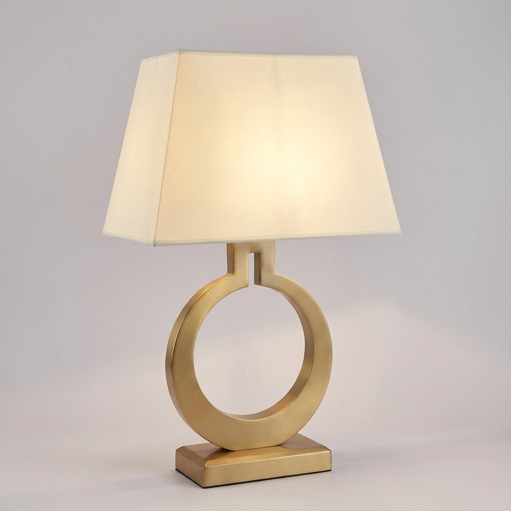 Tischlampe aus Eisen mit von einer Villa inspiriertem architektonischem Design und Stoffschirm