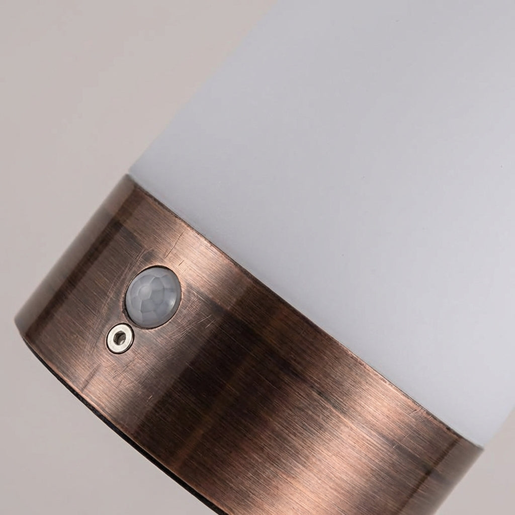 Kabellose, batteriebetriebene Nachttischlampe mit Bewegungssensor und stimmungsvollem Licht