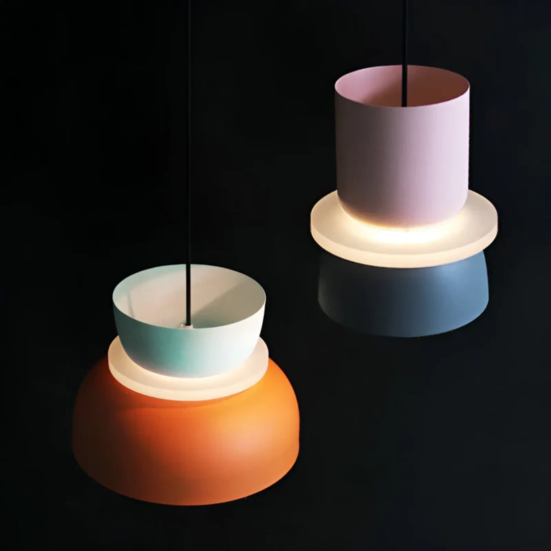 Pendelleuchte mit Macaron-Metalldom, mehreren Farben und einer Glühbirne