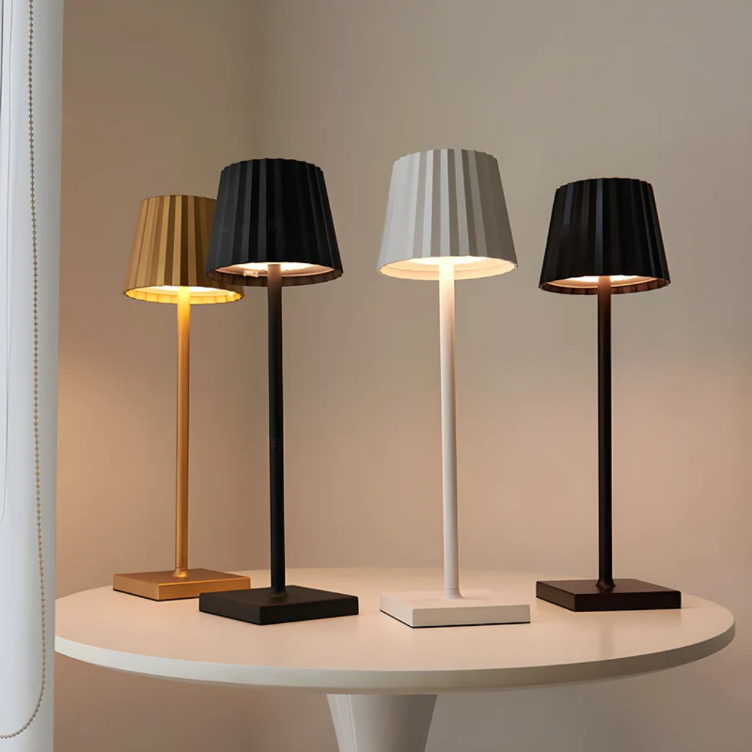 Wasserdichte skandinavische dimmbare aufladbare Tischlampe aus Aluminium
