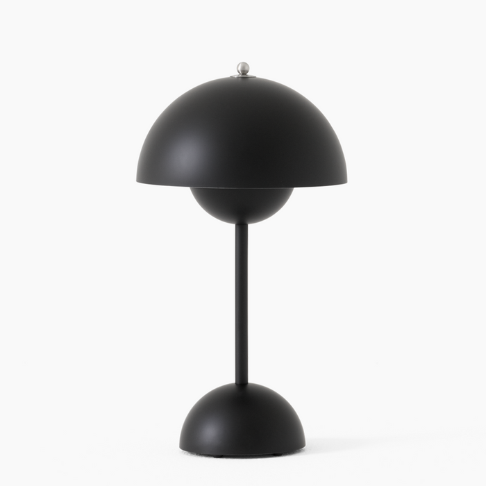 Kabellos aufladbare dimmbare kugelförmige Tischlampe