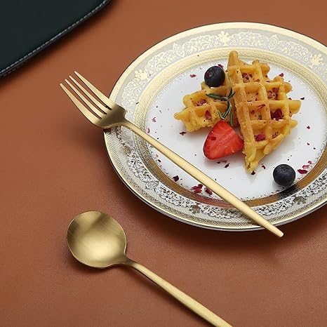 Elegant, minimalistisk og moderne bestiksæt i rustfrit stål