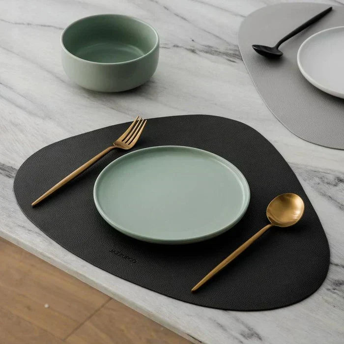 Elegant, minimalistisk og moderne bestiksæt i rustfrit stål