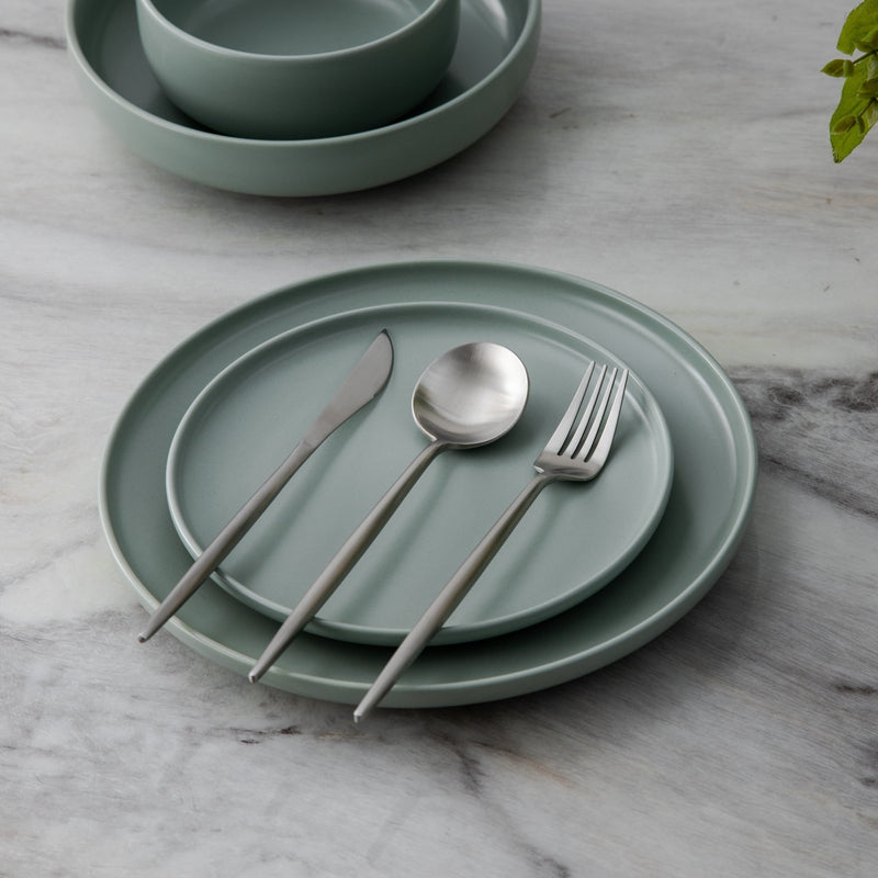 Elegant, minimalistisk og moderne bestiksæt i rustfrit stål