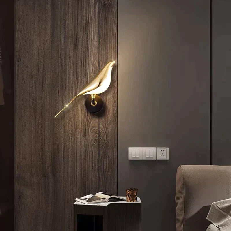 Skulpturale, magnetische, verstellbare Wandleuchte mit Vogelsilhouette