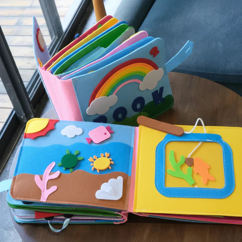 Blød interaktiv Montessori-busy book til skærmfri leg