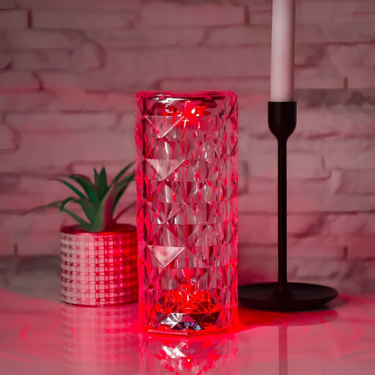 Funkelnde Kristall-Tischlampe mit Touch-Steuerung, Dimmer, Akku und stimmungsvollem Licht