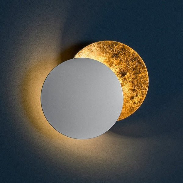 Minimalistische runde Wandleuchte mit Mondfinsternis-Leuchteffekt