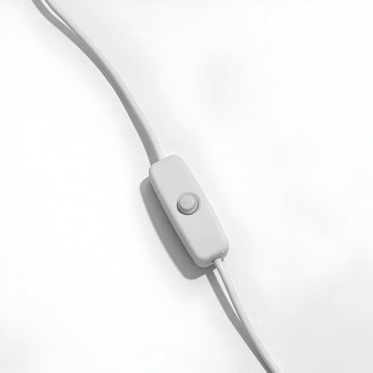 Natbordslampe med silhuet af vilde dyr, akryl, træ og touchbetjening